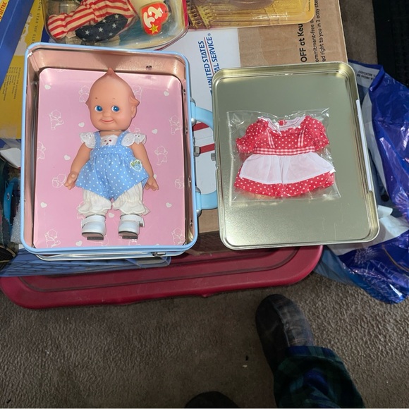 2003 EUC 6” Jesco Kewpie  What a Doll with Carrying Case /Lunch Box extra dress - Picture 2 of 10